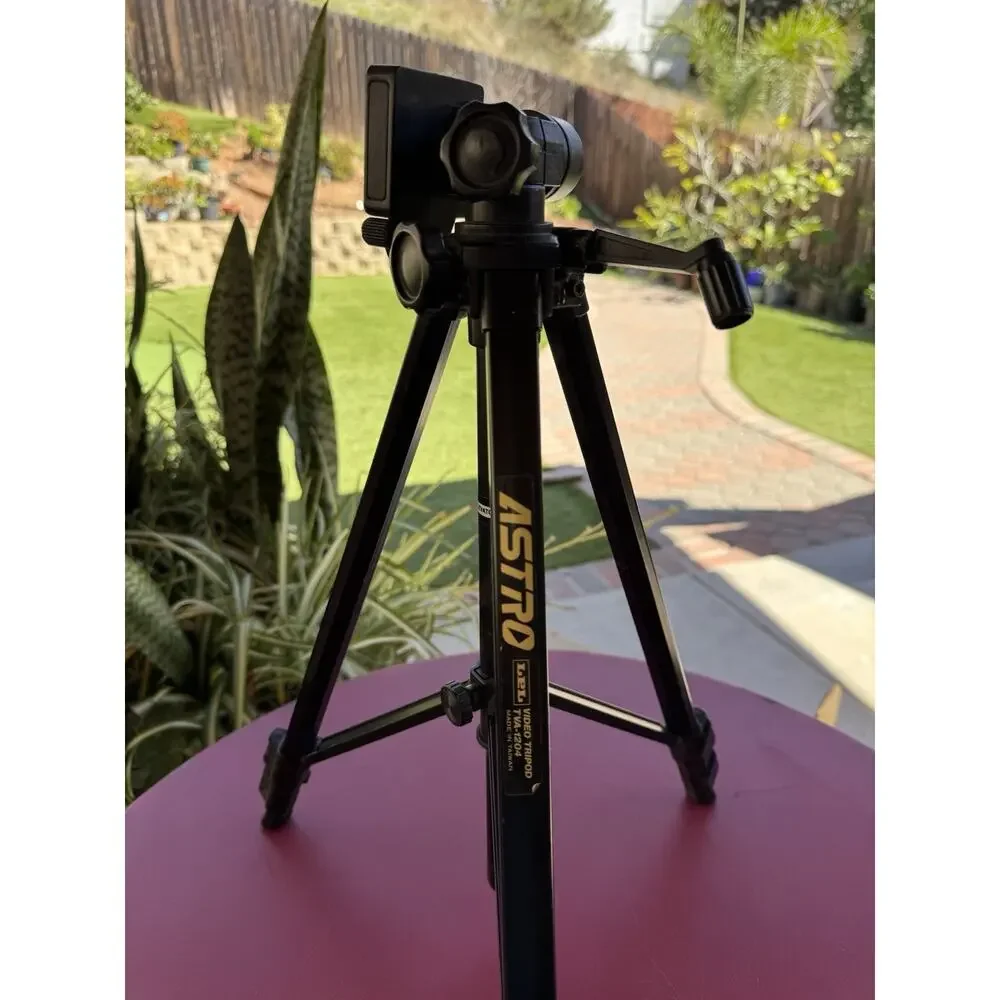 Vintage Astro LPL Video Tripod TVA-1204 Extends from 17